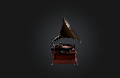 3D model Antique Phonograph VR / AR / low-poly