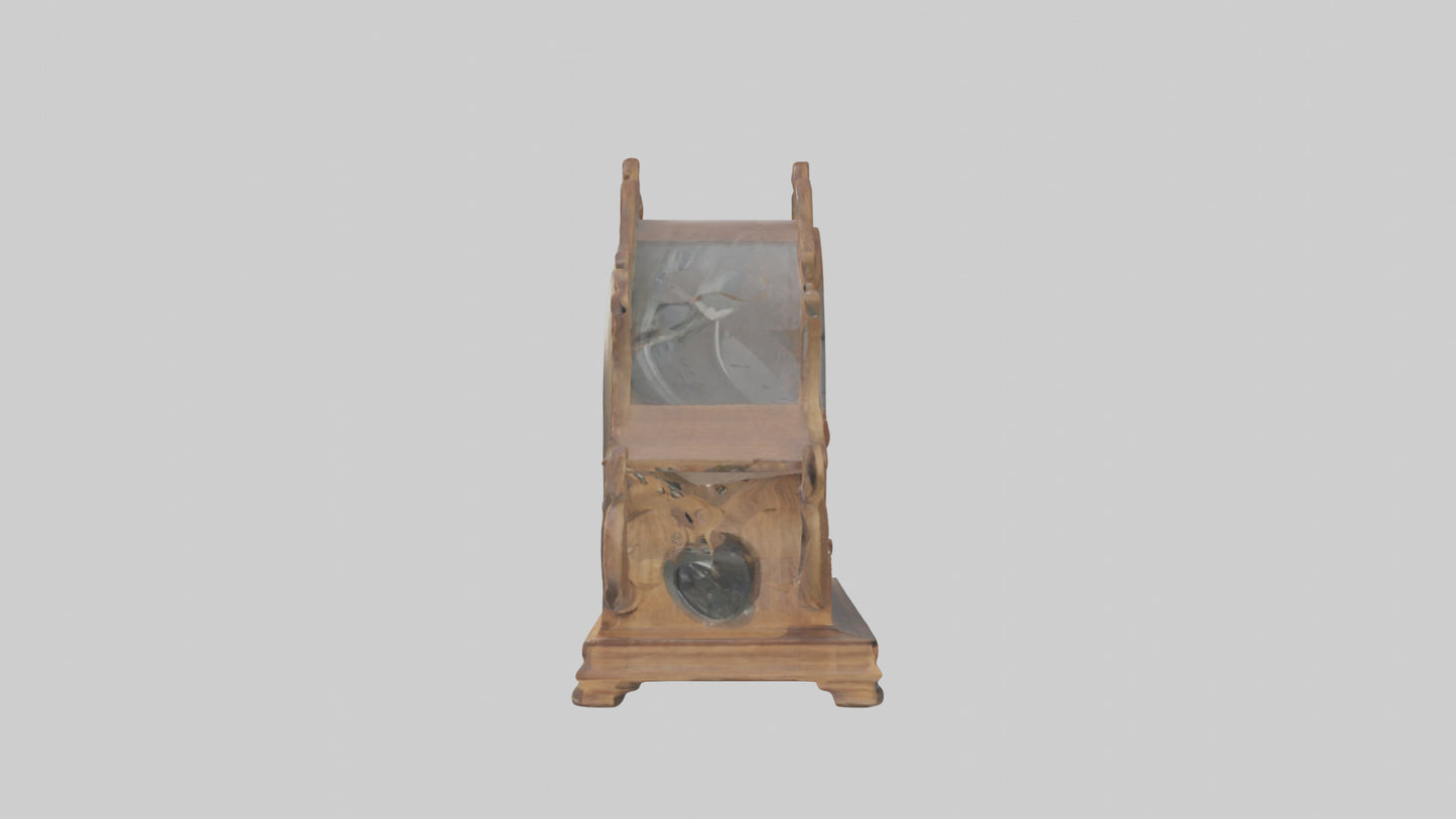 Clock with Picture Frame model VR / AR / low-poly