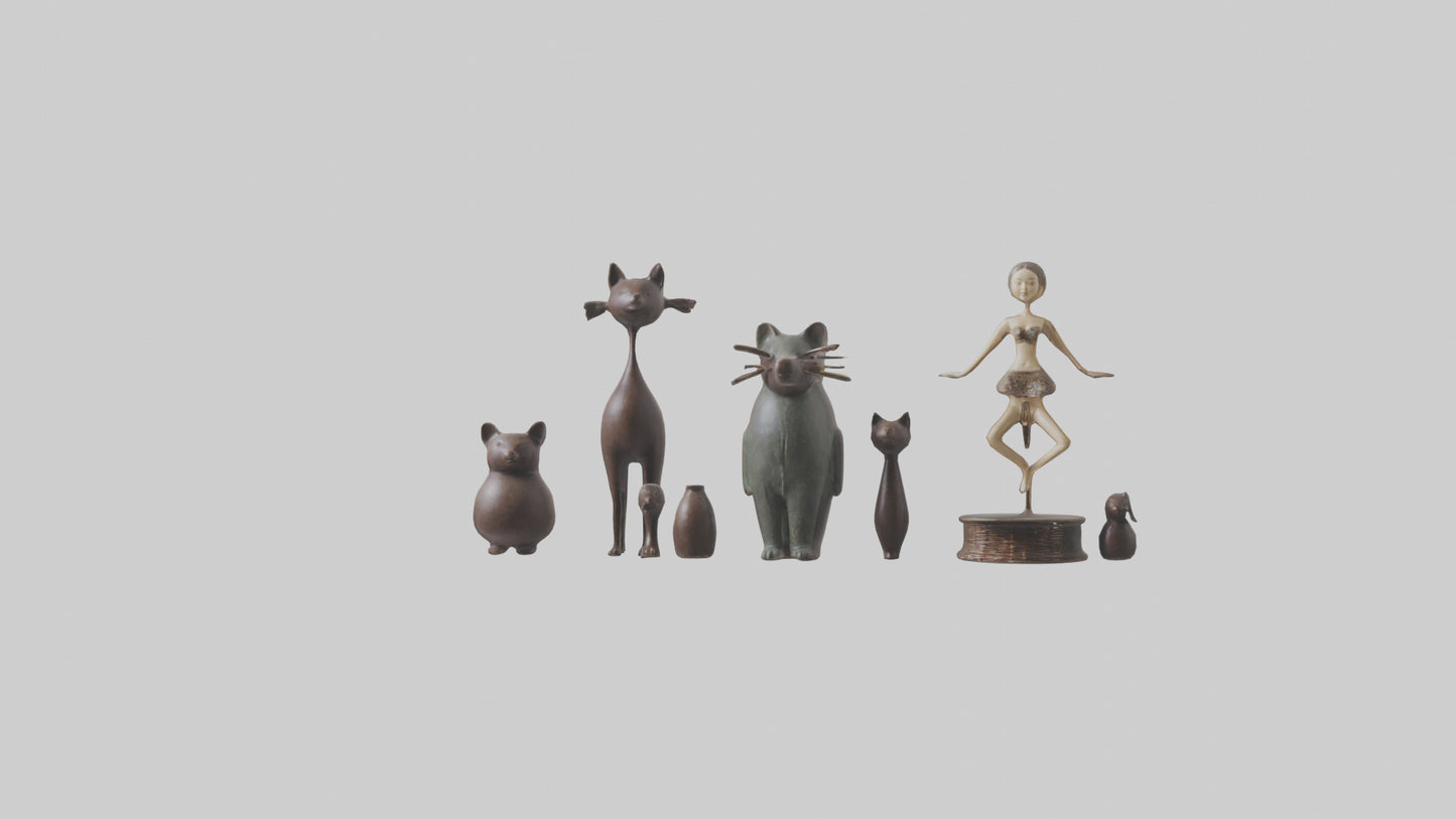 Decorative Figurines model VR / AR / low-poly