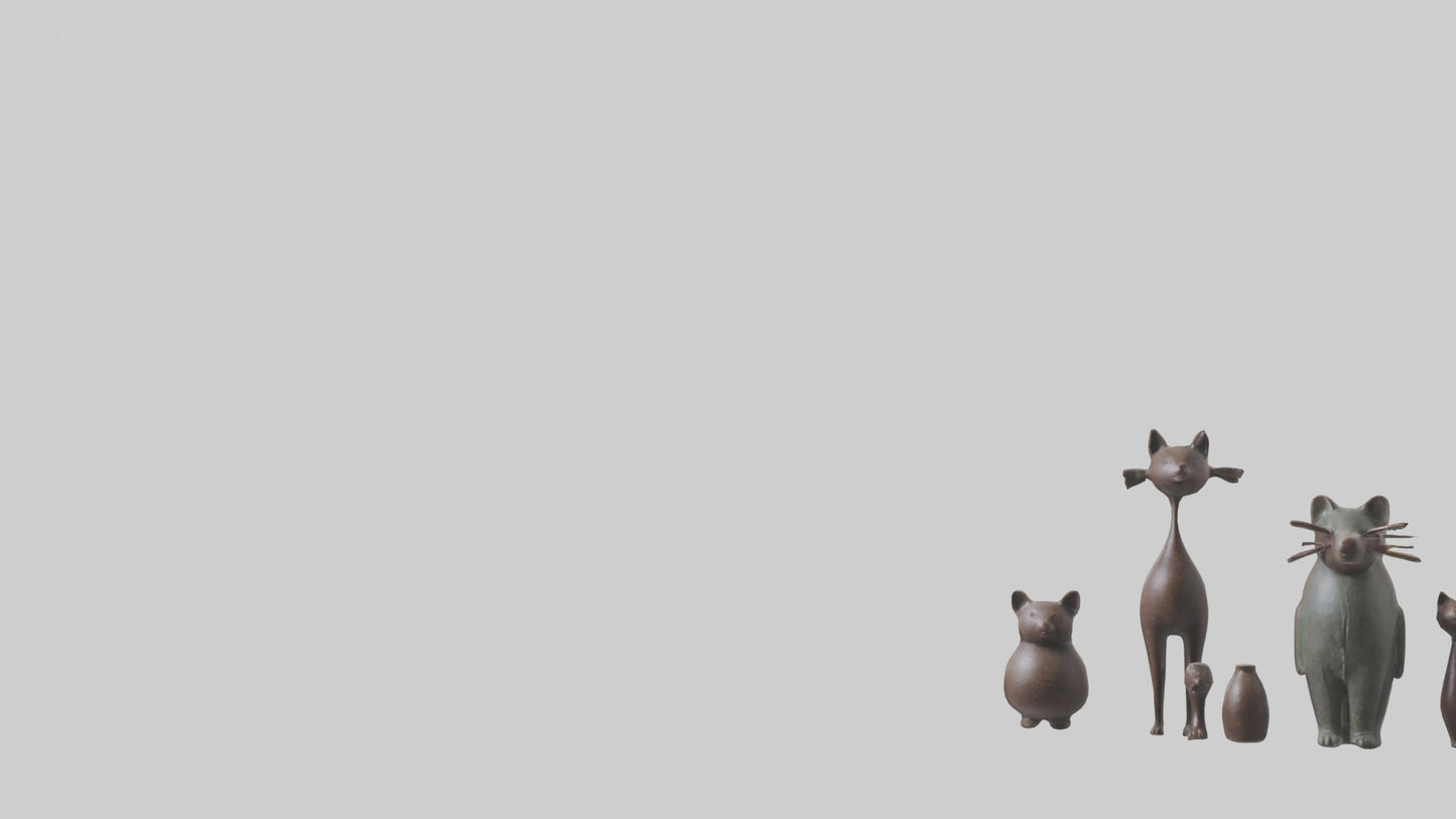 Decorative Figurines model VR / AR / low-poly