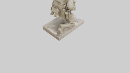 3D model Kneeling Soldier sculpture model VR / AR / low-poly