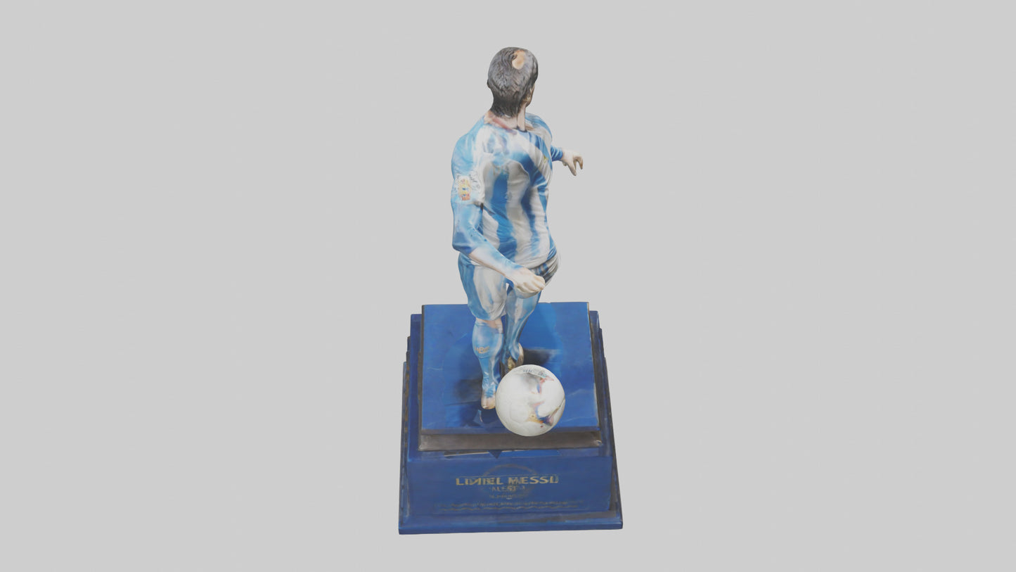 3D model Lionel Messi statue model model VR / AR / low-poly