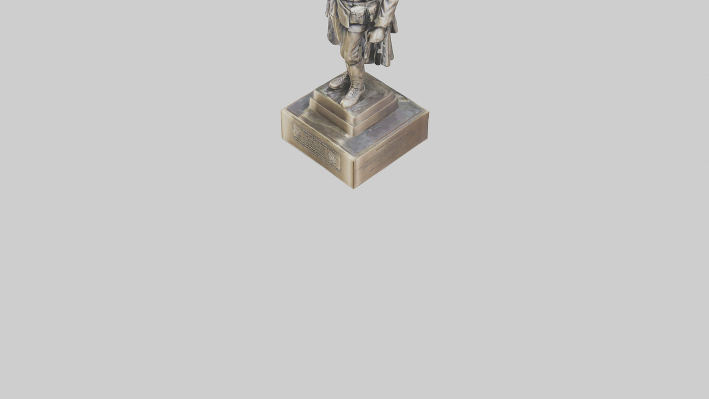 MedalWinning Soldier Statue model VR / AR / low-poly