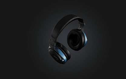 3D model Realistic Headphones VR / AR / low-poly